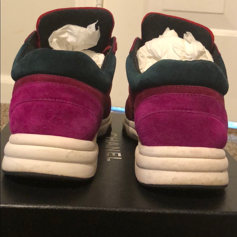 🚫SOLD🚫 CHANEL SNEAKERS - Picture 3 of 8
